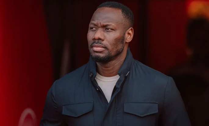 Le sélectionneur du Sénégal, Pape Thiaw, devant la sélection nationale