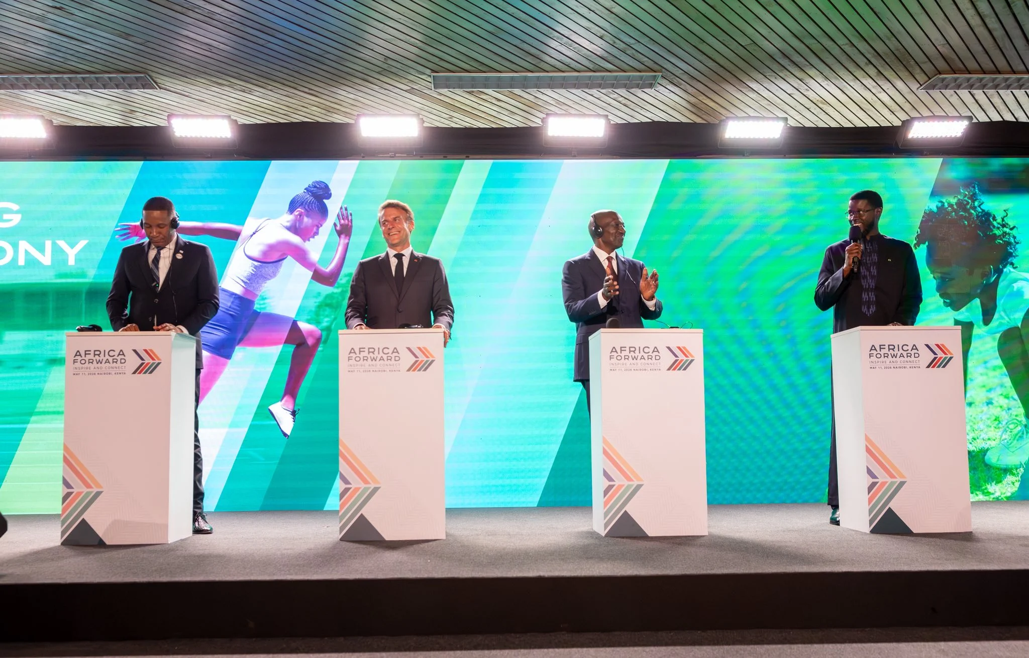 Diomaye Faye s’exprimant lors d’un sommet international