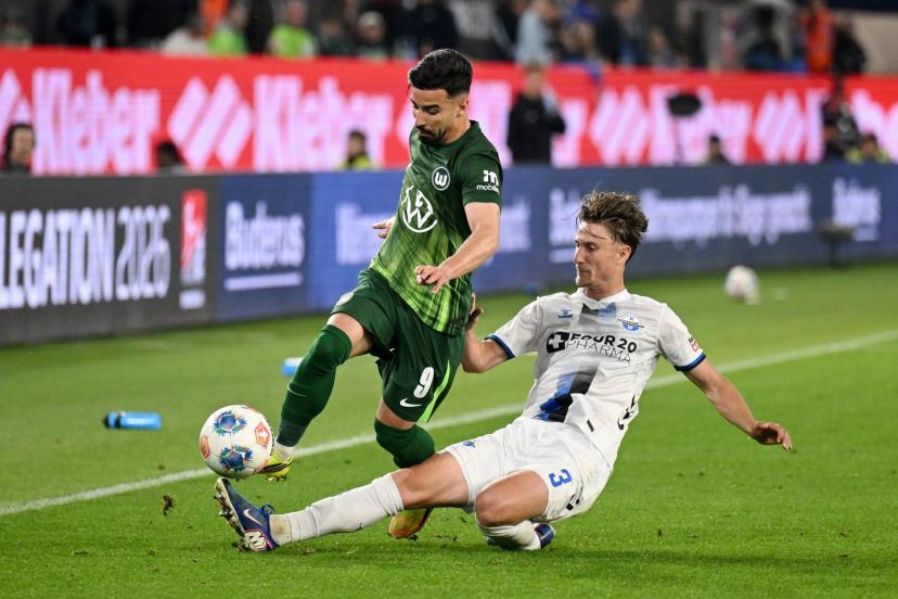 Wolfsburg et Paderborn en match nul 0-0 lors du barrage aller de Bundesliga