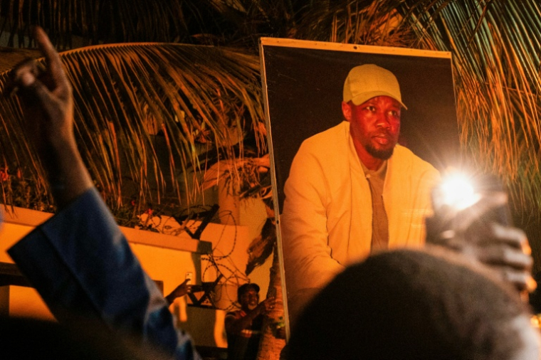 Partisans d'Ousmane Sonko célébrant son retour au pays