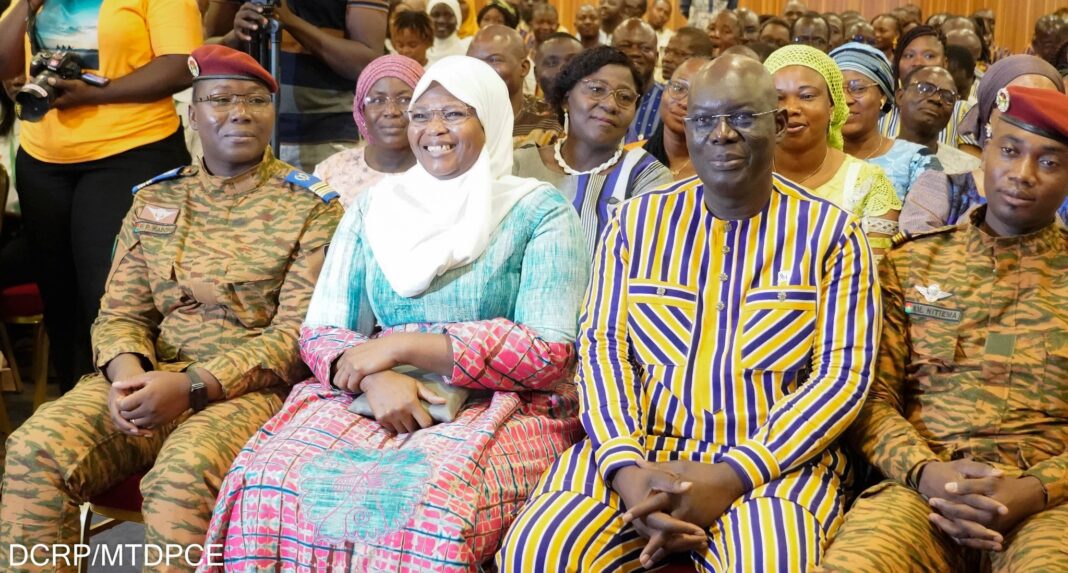 plateforme Dɛmɛ Sira lancée au Burkina Faso