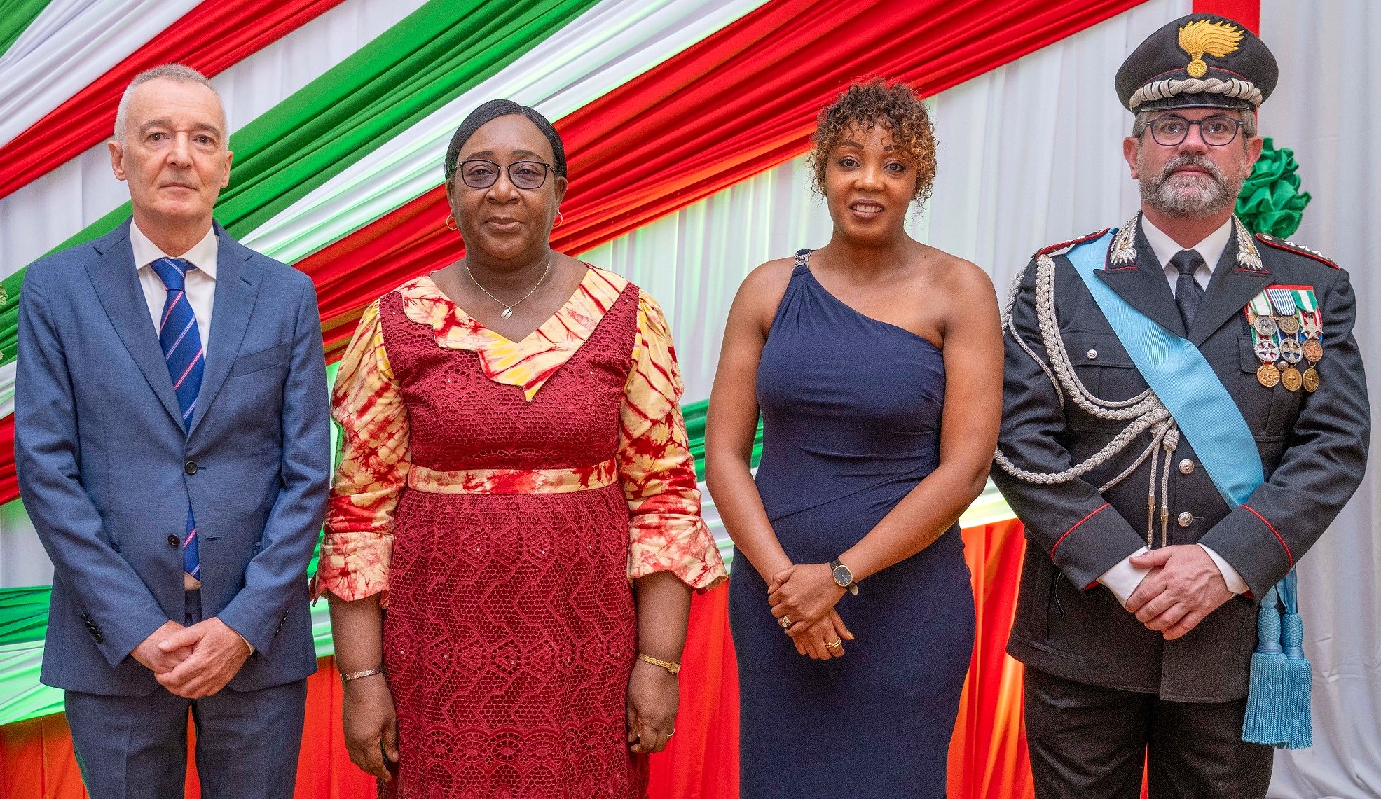 Ambassadeur italien et autorités burkinabè lors des célébrations