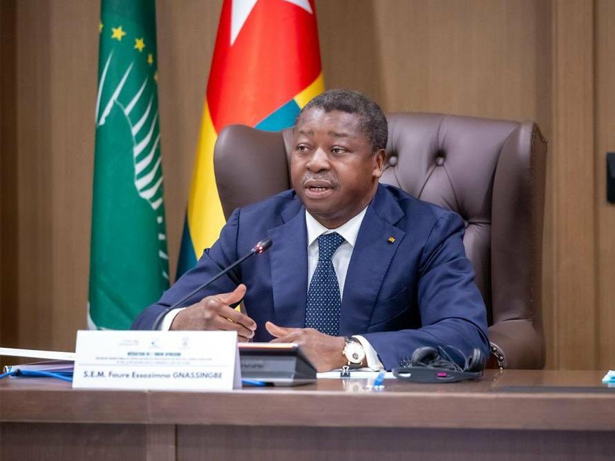 Faure Gnassingbé en réunion pour la paix en RDC