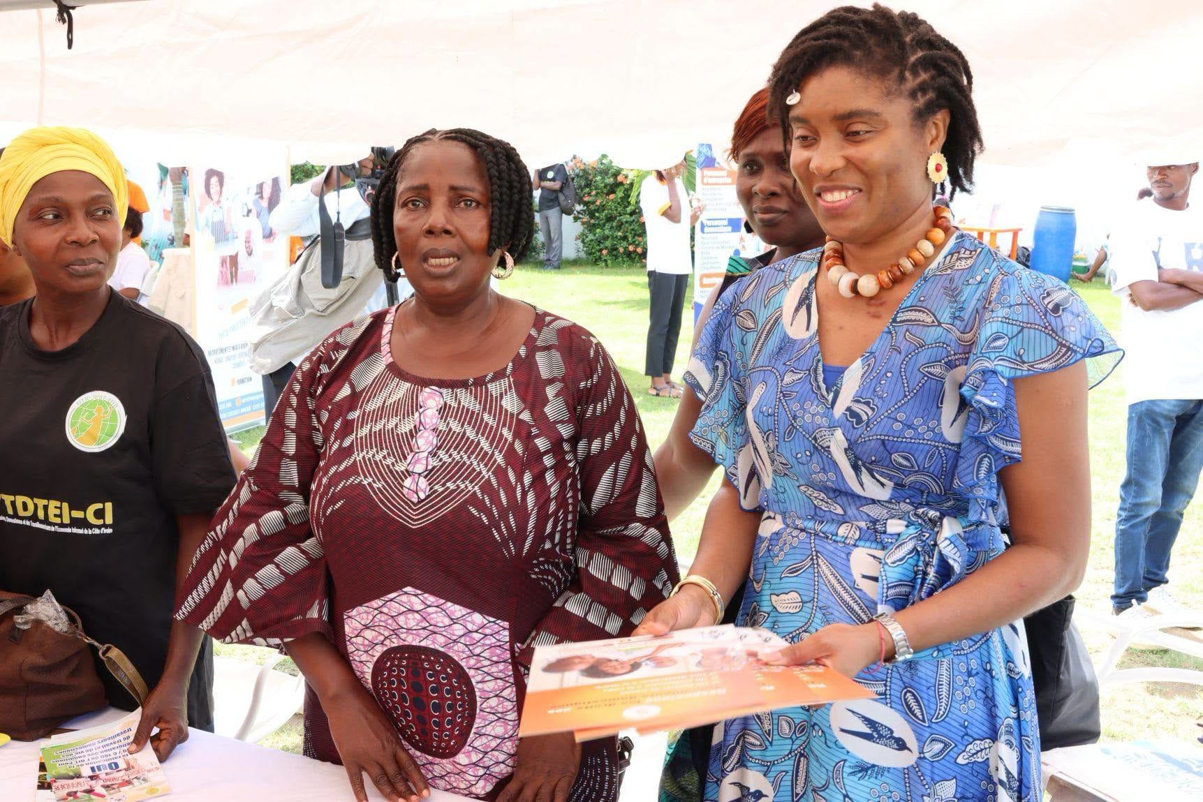 Participants aux DOMEX Awards 2026 lors d’une cérémonie