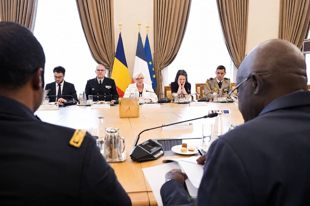 Rencontre entre les ministres de la Défense du Tchad et de la France