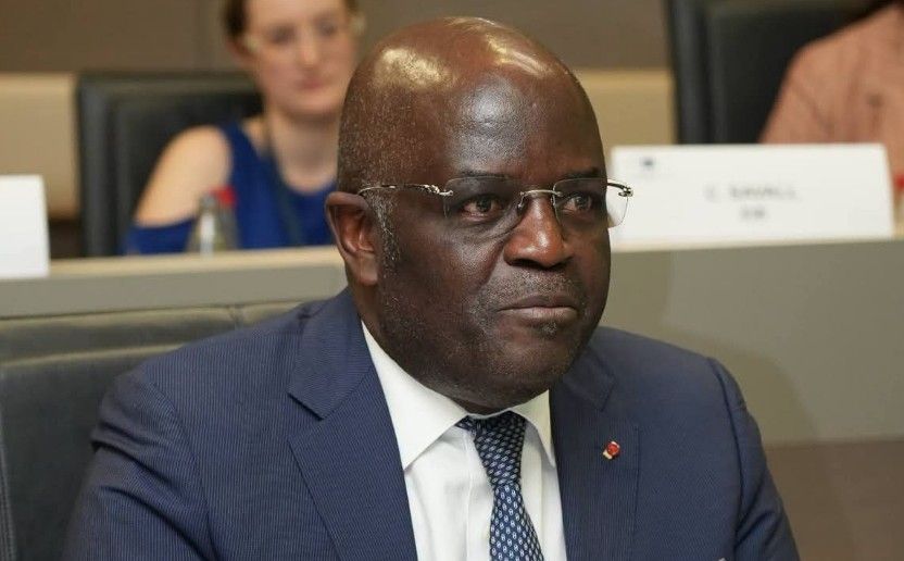 L'ambassadeur gabonais Eudes Régis Immongault Tatangani lors d'une conférence internationale