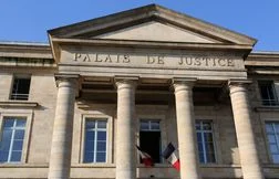 L’avocate d’Hacène Larbi écrouée pour des « échanges illicites » avec le détenu