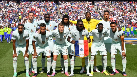 Lucas Digne en action avec l’équipe de France