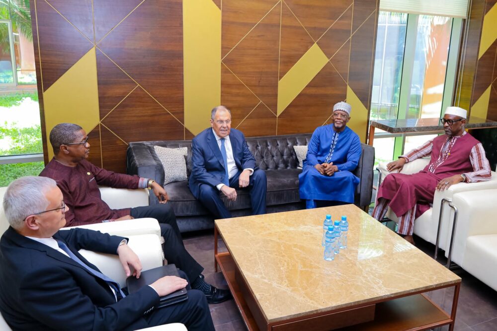 Réunion diplomatique entre l’AES et la Russie à Niamey