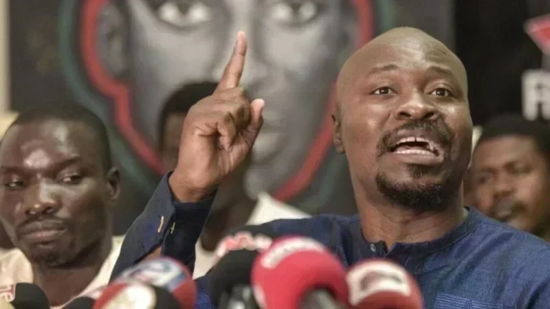 Guy Marius Sagna en discussion sur les fonds politiques du Sénégal