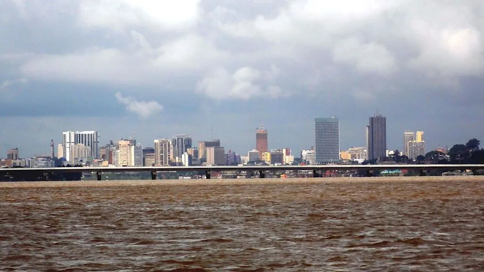 Projet urbanistique à Abidjan - tensions entre district et mairie du Plateau